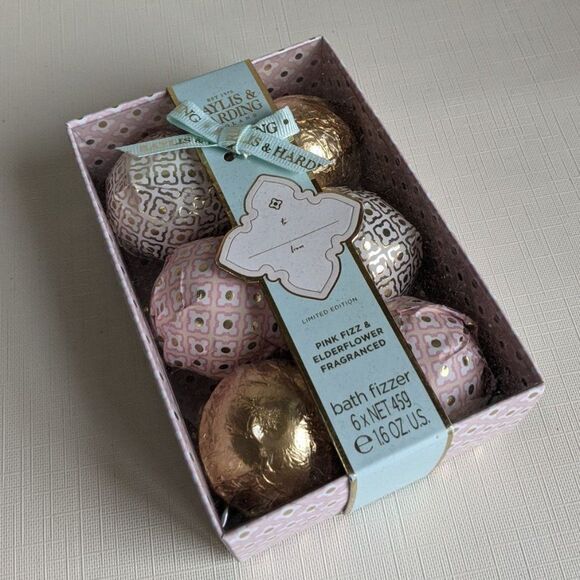 Baylis & Harding Bath Bombs Fizzer Pink Fizz & Elderflower Limited Edit Gift Set - Picture 2 of 5